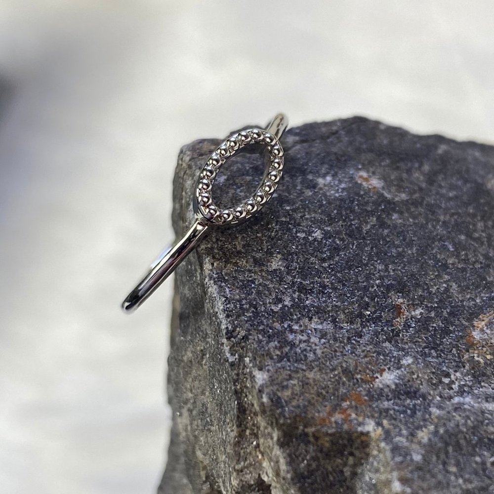 Minimalist Dainty Silver Tone Ring Size 7 - Picture 2 of 6
